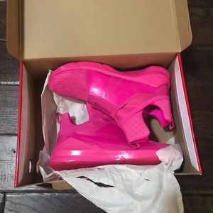 Brand New Puma Fierce Bright Pink Glo Sneakers
